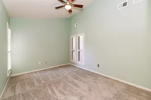 208 Crescent Bluff, Lakeway, TX 78734 - Photo 8