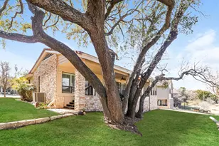 208 Crescent Bluff, Lakeway, TX 78734 - Photo 20