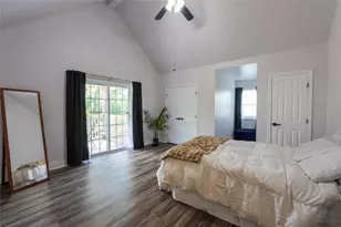 201 E Eggleston St, Manor, TX 78653 - Photo 16