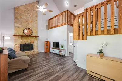 201 E Eggleston Street, Manor, TX 78653 - Photo 10