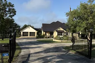 169 Royal Oaks Hill, Fredericksburg, TX 78624 - Photo 40