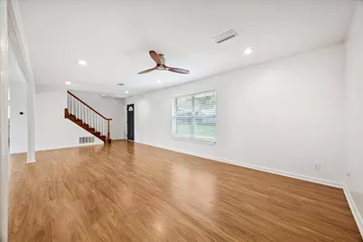 2116 Vanderbilt Lane, Austin, TX 78723 - Photo 4