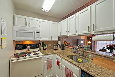 2210 Pearl Street #305, Austin, TX 78705 - Photo 6