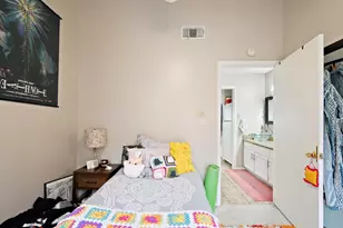 2210 Pearl St, Austin, TX 78705 - Photo 14