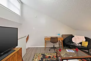 2210 Pearl St, Austin, TX 78705 - Photo 18