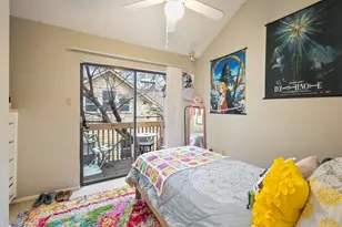 2210 Pearl St, Austin, TX 78705 - Photo 12