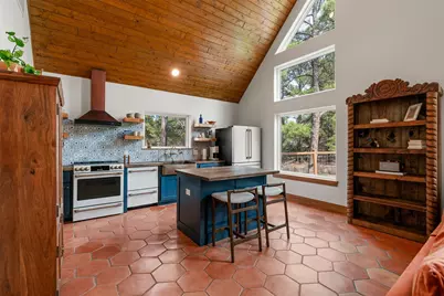 122 Mokolii Court, Bastrop, TX 78602 - Photo 18