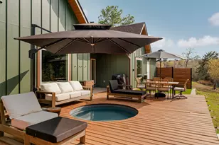 122 Mokolii Ct, Bastrop, TX 78602 - Photo 2