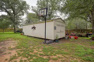 147 Spring Meadow, Bastrop, TX 78602 - Photo 36