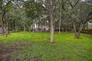 147 Spring Meadow, Bastrop, TX 78602 - Photo 34