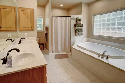 147 Spring Meadow, Bastrop, TX 78602 - Photo 16