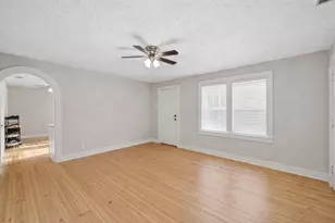 1202 E 29th St, Austin, TX 78722 - Photo 6
