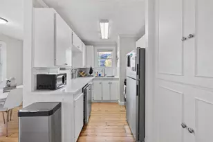 1202 E 29th St, Austin, TX 78722 - Photo 8