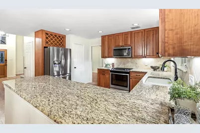 1901 Spring Hollow Path, Round Rock, TX 78681 - Photo 10