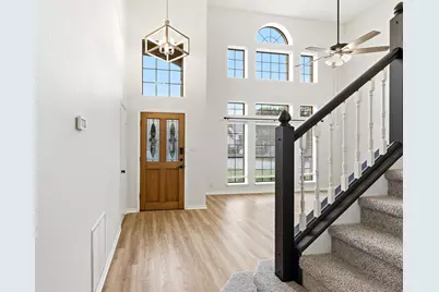 1901 Spring Hollow Path, Round Rock, TX 78681 - Photo 6