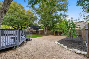1901 Spring Hollow Path, Round Rock, TX 78681 - Photo 34