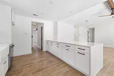 1111 Spearson Lane, Austin, TX 78745 - Photo 14