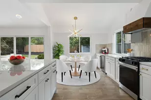 1111 Spearson Ln, Austin, TX 78745 - Photo 10