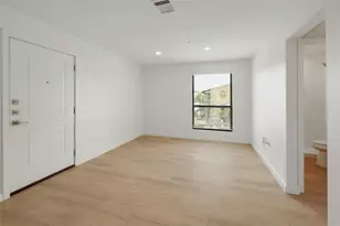 1915 E Martin Luther King Jr Blvd, Austin, TX 78702 - Photo 4