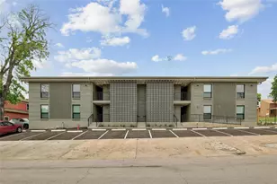 1915 E Martin Luther King Jr Blvd, Austin, TX 78702 - Photo 2