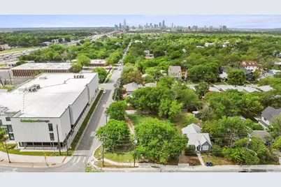 945 E 51st Street, Austin, TX 78751 - Photo 2