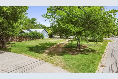 945 E 51st Street, Austin, TX 78751 - Photo 6