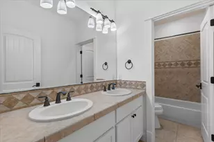 811 Presa Arriba Rd, Austin, TX 78733 - Photo 22