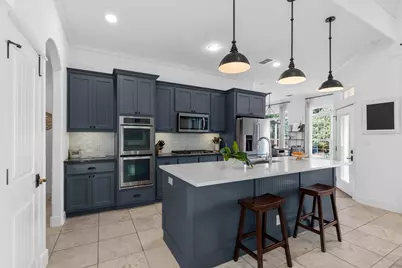 811 Presa Arriba Road, Austin, TX 78733 - Photo 10