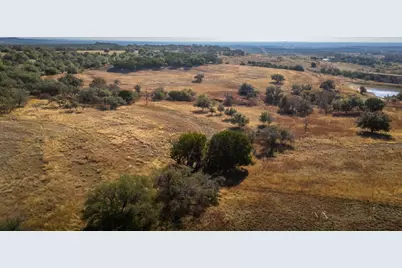 1260 County Road 2001, Lampasas, TX 76550 - Photo 32