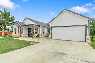 123 Zacate St, Elgin, TX 78621 - Photo 30