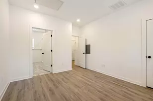 5924 S Congress Ave, Austin, TX 78745 - Photo 14