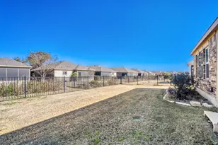 217 Comal Ln, Georgetown, TX 78633 - Photo 20