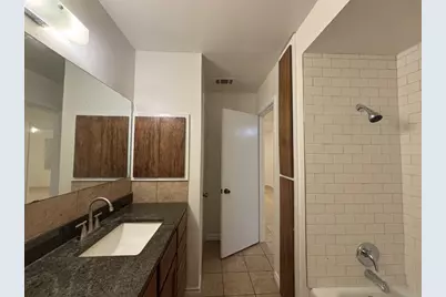 1804 W Avenue H Avenue #D, Temple, TX 76504 - Photo 6