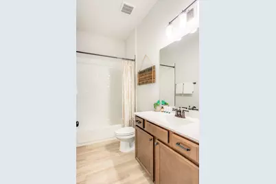 8313 Silhouette Street, Austin, TX 78744 - Photo 16