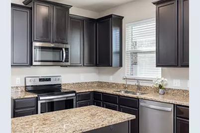 13712 Charles W Fairbanks Cove, Manor, TX 78653 - Photo 10