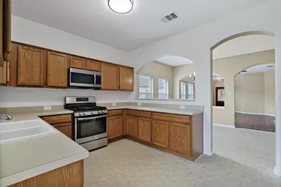 702 Pampas Ricas Drive, Leander, TX 78641 - Photo 10
