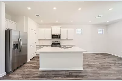 200 Weaver, Bastrop, TX 78602 - Photo 6