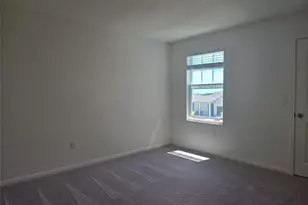 121 Blazilmar Ln, Taylor, TX 76574 - Photo 18