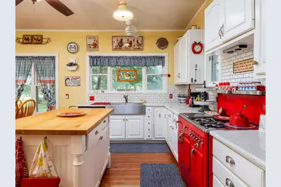 1065 Private Road 7041, Elgin, TX 78621 - Photo 10