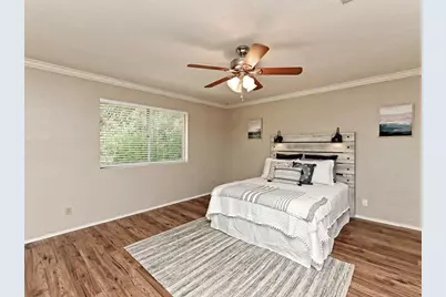 8300 Dixon Drive, Austin, TX 78745 - Photo 8