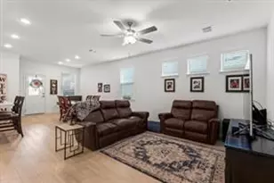 112 Doodle Ln, Hutto, TX 78634 - Photo 8