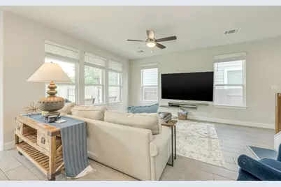 208 Stone Canyon Drive, Georgetown, TX 78628 - Photo 10