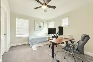 208 Stone Cyn Dr, Georgetown, TX 78628 - Photo 32