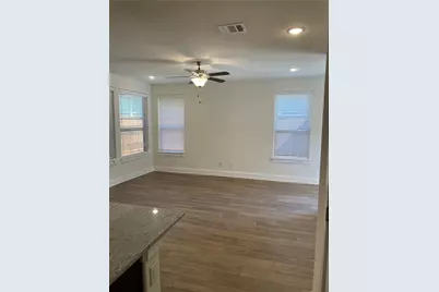 624 Parkline Drive, Georgetown, TX 78626 - Photo 2