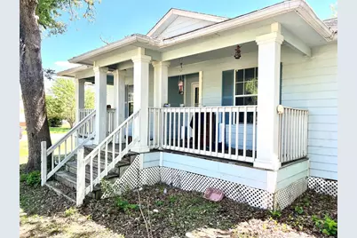 2105 W Gillis Avenue, Cameron, TX 76520 - Photo 4