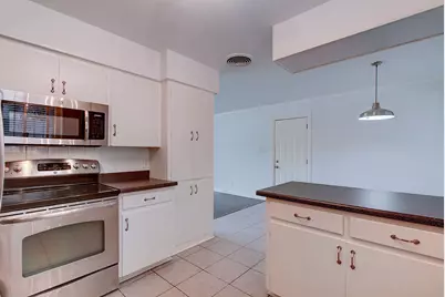 1304 Loma Drive, Austin, TX 78741 - Photo 12