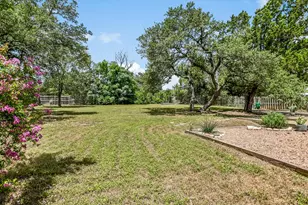 160 Donna Dr, Wimberley, TX 78676 - Photo 20
