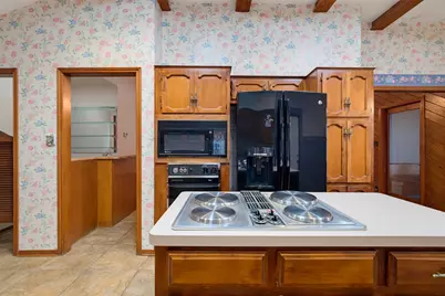 121 Champions Drive, Rockdale, TX 76567 - Photo 4