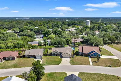 1106 Limestone Drive, Lampasas, TX 76550 - Photo 8