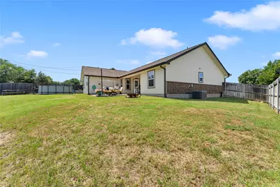 1106 Limestone Drive, Lampasas, TX 76550 - Photo 38